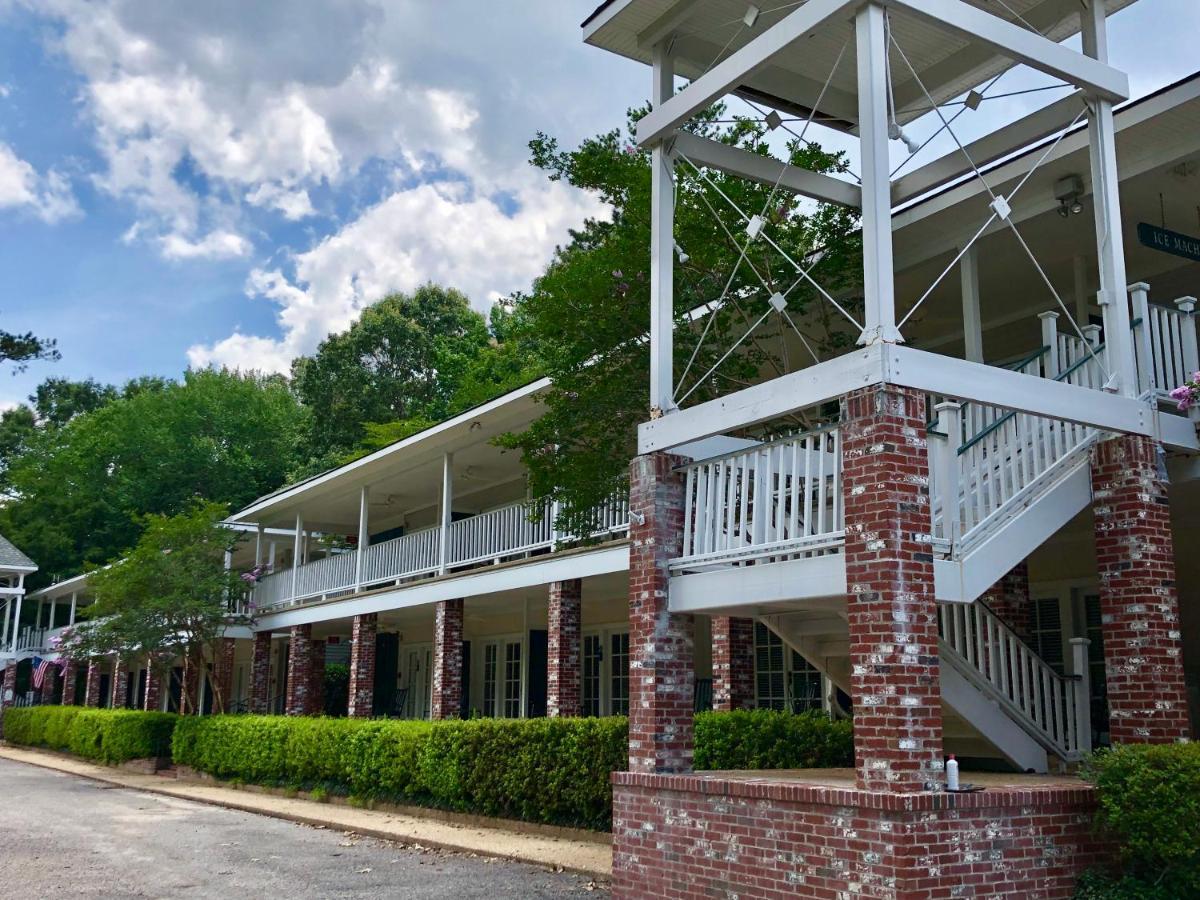The Lodge At The Bluffs Saint Francisville Exterior photo